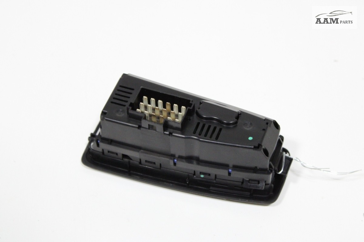 2019-2023 VOLVO VNL 760 FRONT RIGHT DOOR LOCK WINDOW SWITCH 