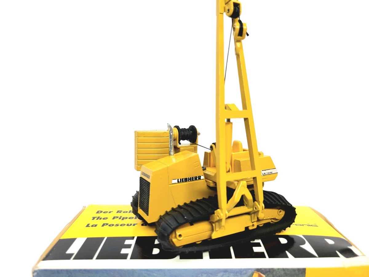 Liebherr RL422 Litronic Pipelayer - Conrad 1:50 Scale Diecast