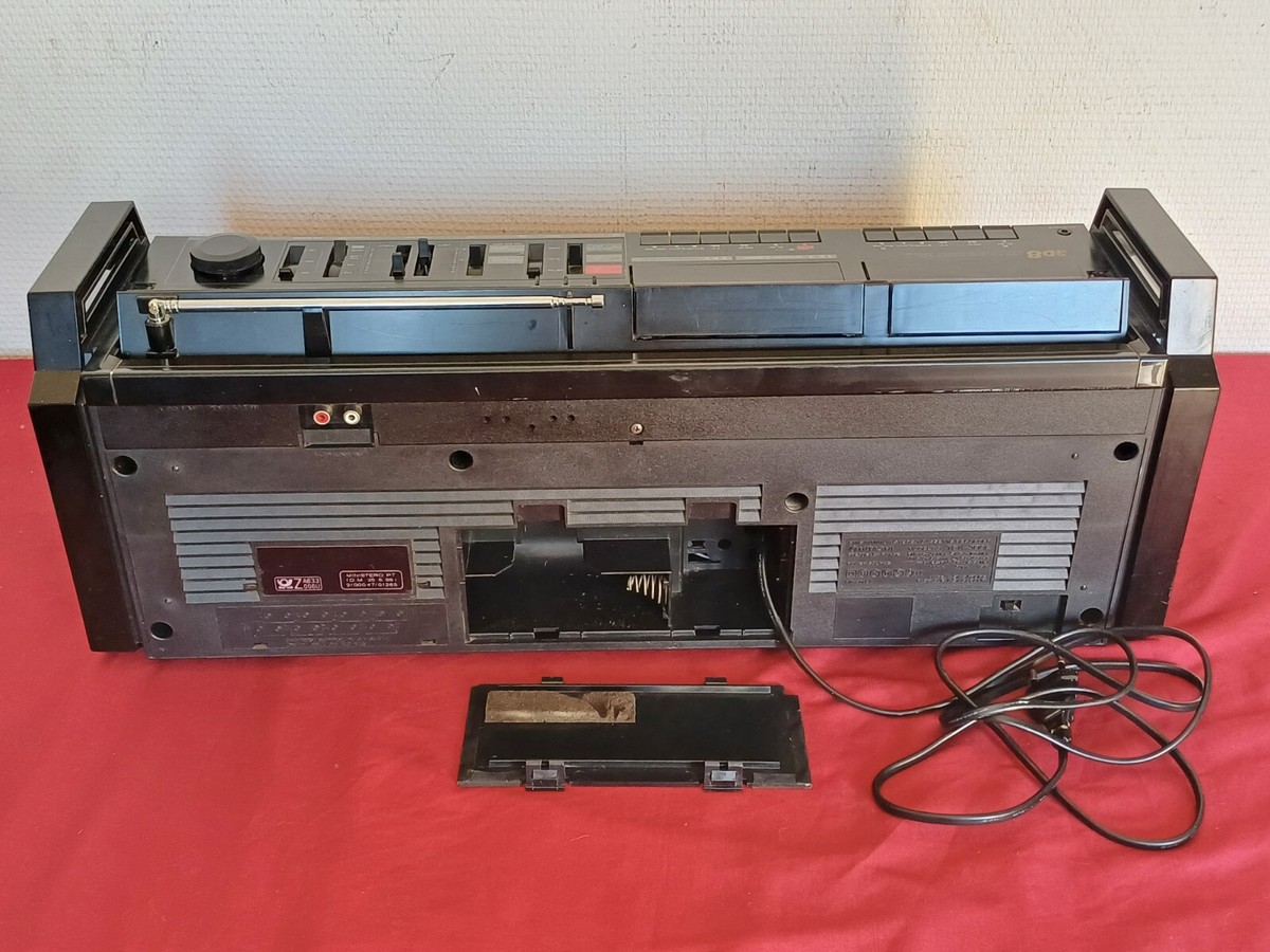 boombox ghettoblaster Hitachi TRK 3D8E | eBay