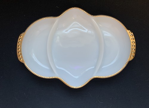 Fire King Milk Glass Sectioned Ovenware Tray Gold Edged - Picture 3 of 4