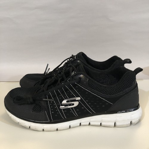 womens black running sneakers