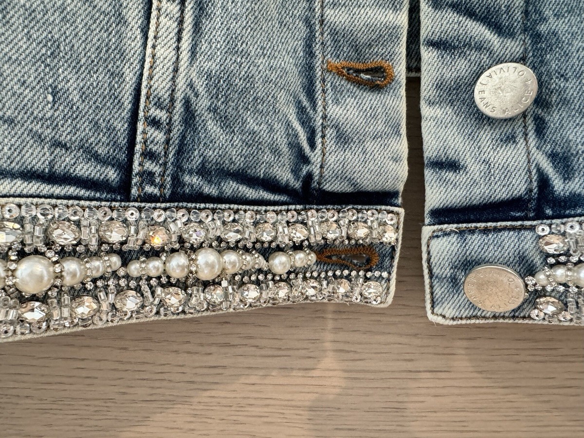 Alice + & Olivia Nelson Crystal Embellished Cropped Denim Jean