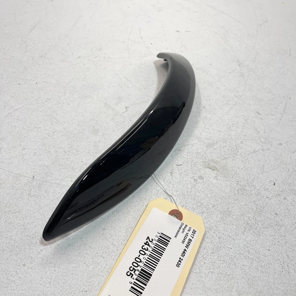 Moldura de manija de tirador de puerta delantera izquierda BMW 440I 2017-2020 OEM Foto 3 de 4