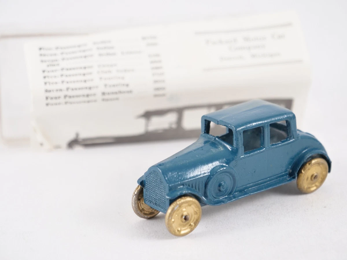 Vehicule militaire jouet ancien