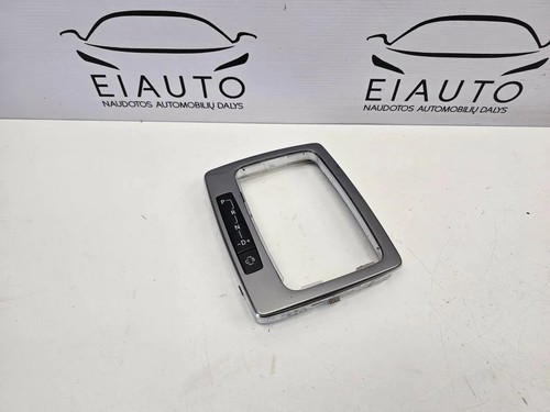 MERCEDES-BENZ C W204 Schalthebel Kunststoffabdeckung A2042670288 2.14 33955895