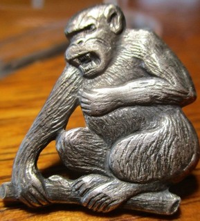 Vintage Antique French White 3/4" "GORILLA APE MONKEY" Realistic Metal Button