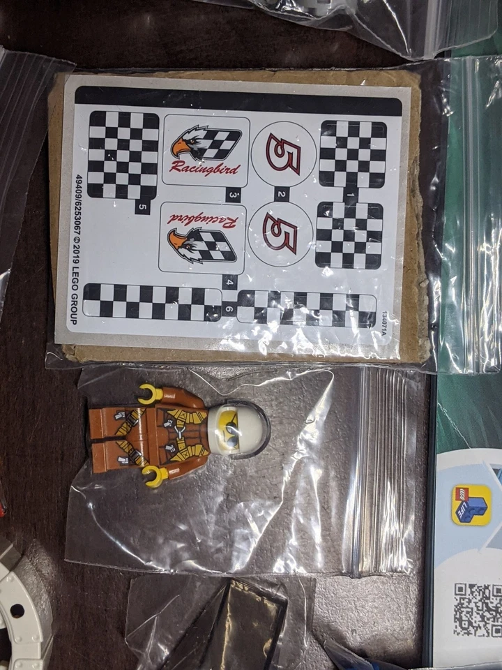 LEGO Creator 3-in-1 Planes Lot: 31160, 31094, 31047, 31011 - Image 4 of 4