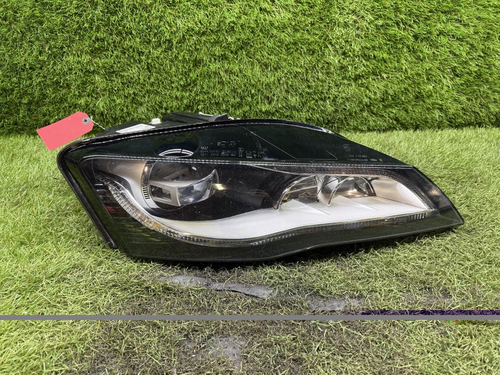 2011-2013 Audi R8 v10 Oem Front Right LED Headlight Lamp Assembly 420941004 NOTE