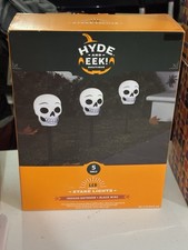 NEW HYDE  EEK Light Up LED Skull Stake Lights Halloween