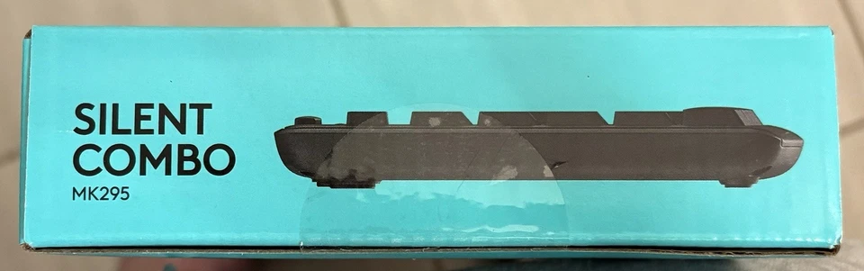 Logitech MK295 Silent Wireless Keyboard & Mouse Combo 920-009782 - Image 4 of 4