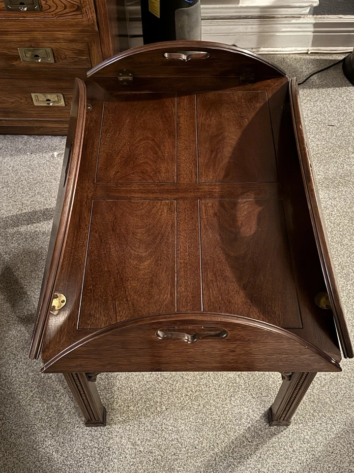 Винтажный журнальный столик Henredon из английского красного дерева для дворецкого - Изображение 4 из 4