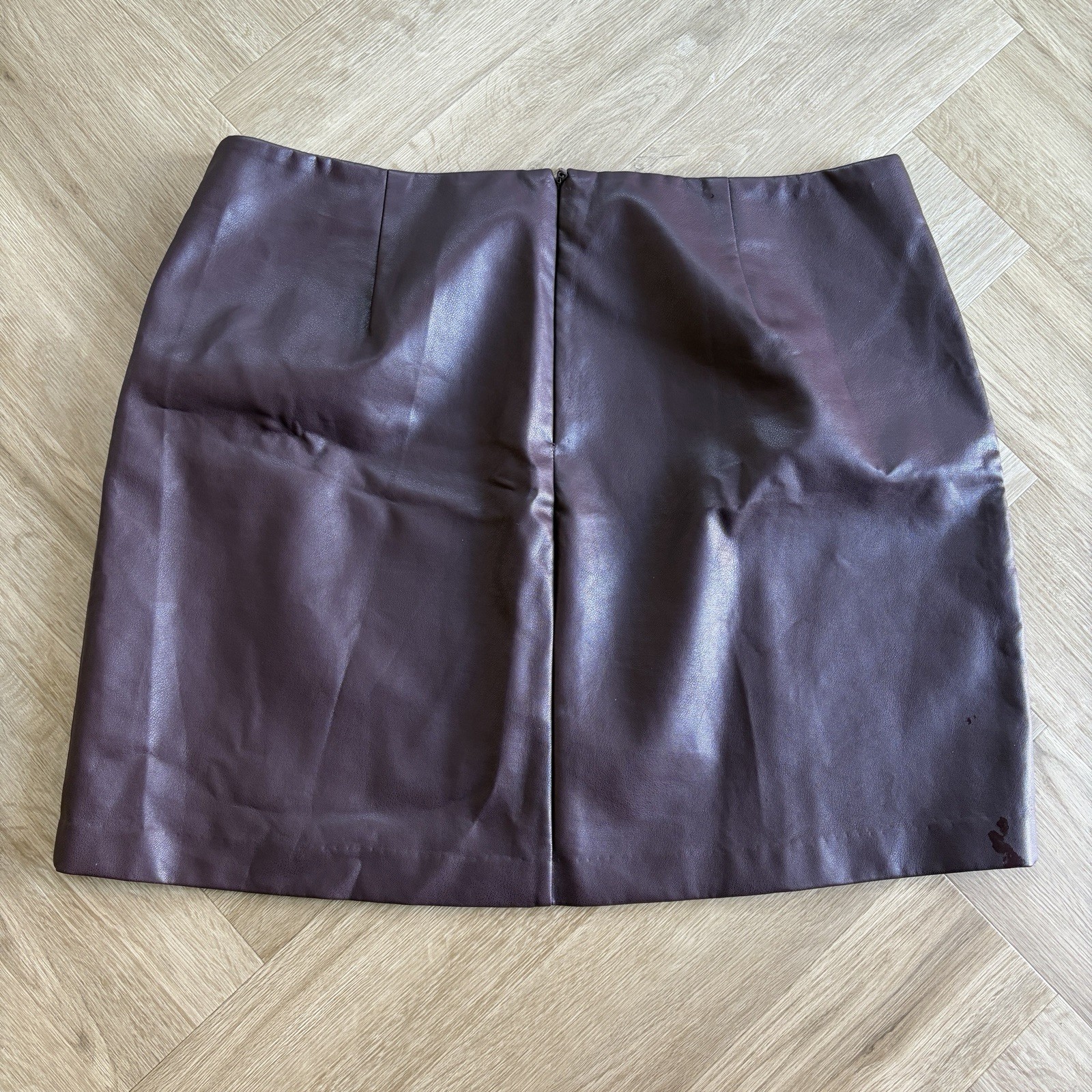 New Look Faux Leather Dark Purple Violet A-Line Short Skirt With Zip Size UK 22 image 4
