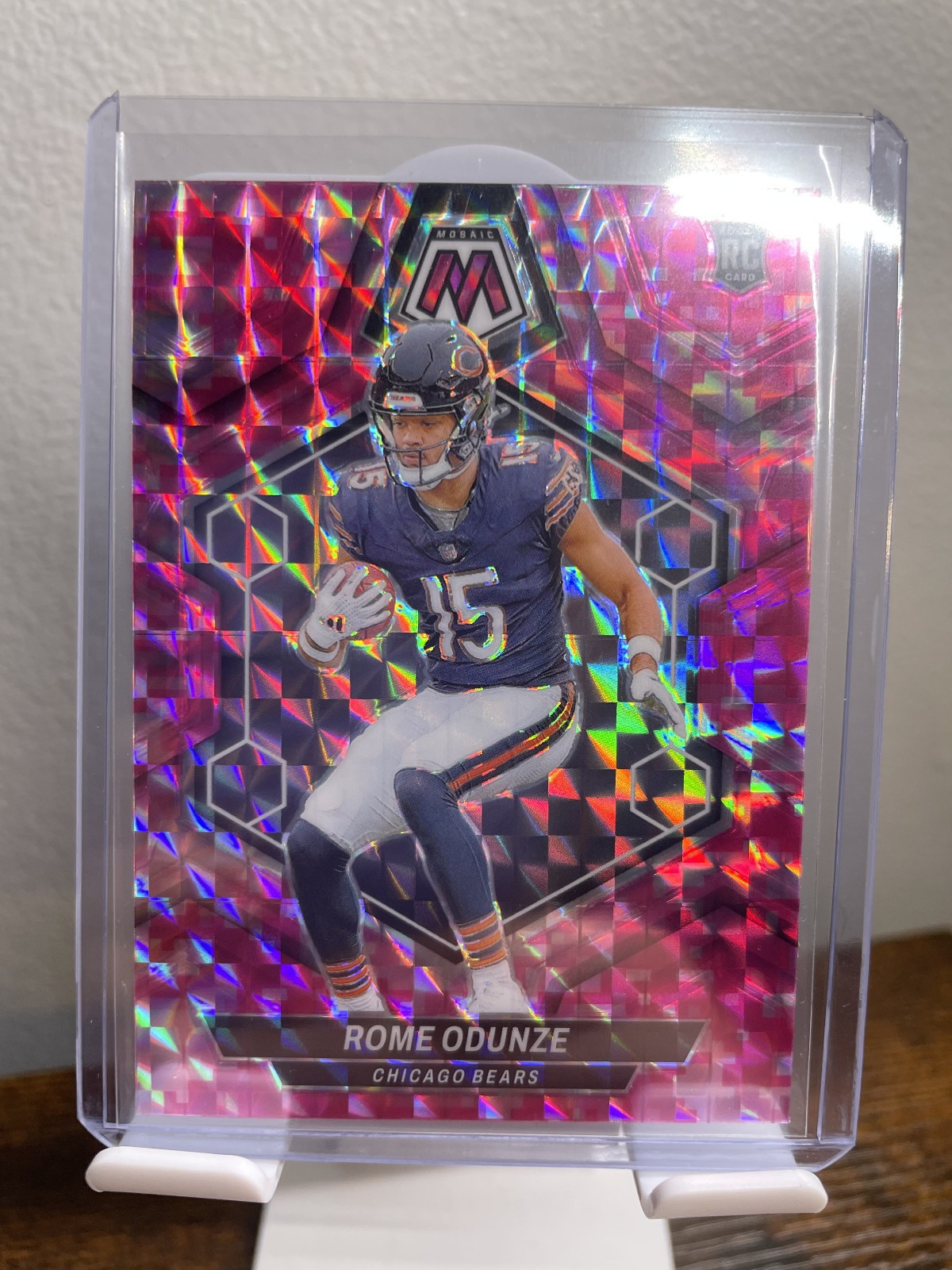 2024 Panini Mosaic - Rookies Rome Odunze #309 Camo Pink Mosaic Prizm (RC)