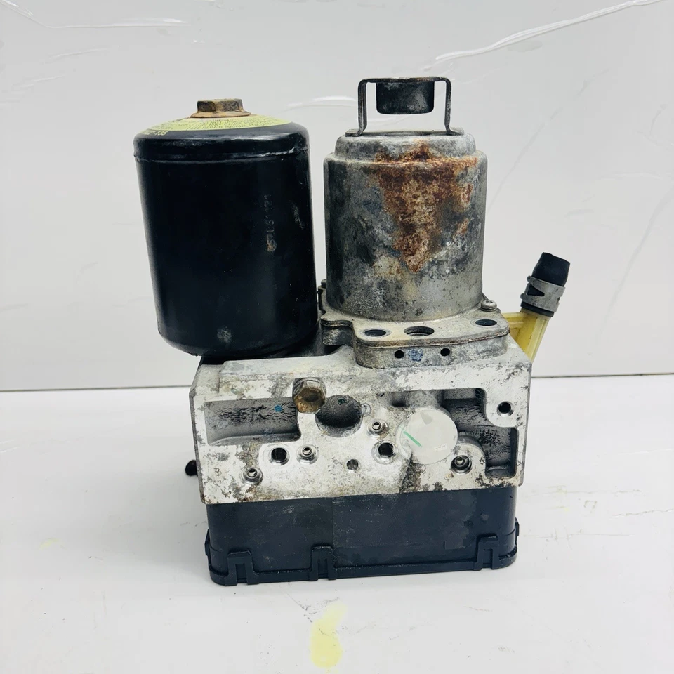 2004-2009 Toyota Prius ABS Pump / Module Anti Lock Brakes 44510-47050 - Image 4 of 4