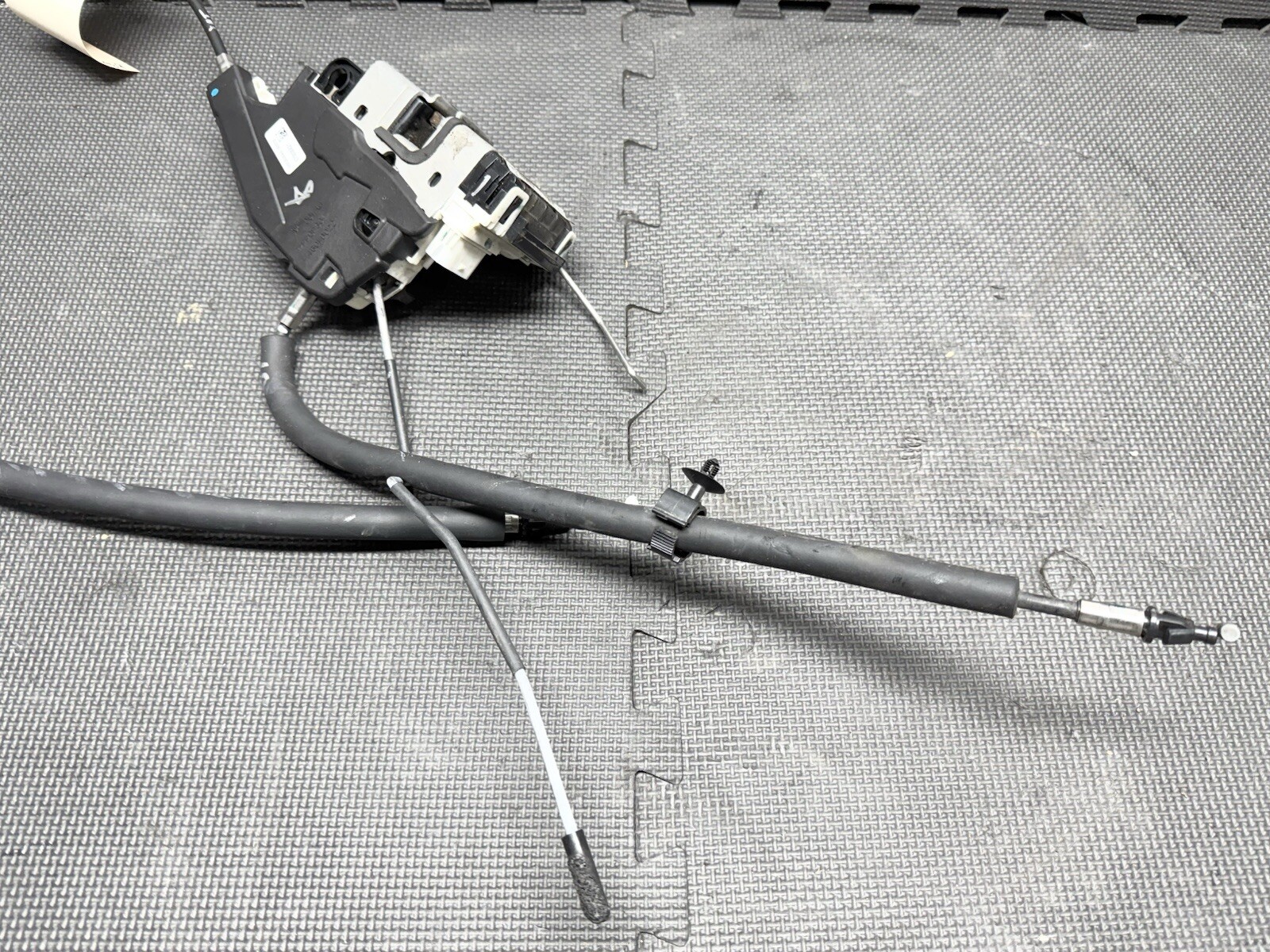 ⭐️2014-2020 MASERATI GHIBLI FRONT LEFT DRIVER SIDE DOOR LOCK LATCH ACTUATOR OEM