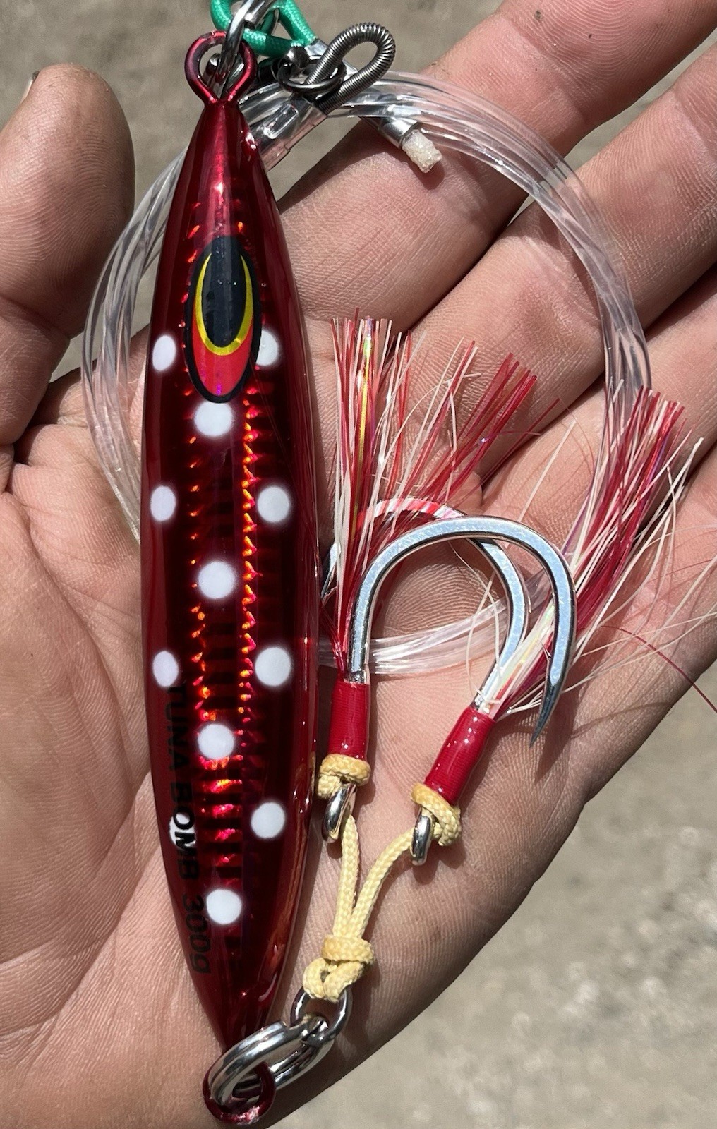 300g  Heavy  Jig BLUEFIN  TUNA Bomb JIG- Best  Red BKK Glow Fully Rigged Glow