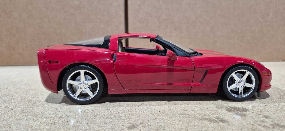 1/18 MATTEL HOT WHEELS 2003 C6 Corvette Red (Read Desc.) | eBay