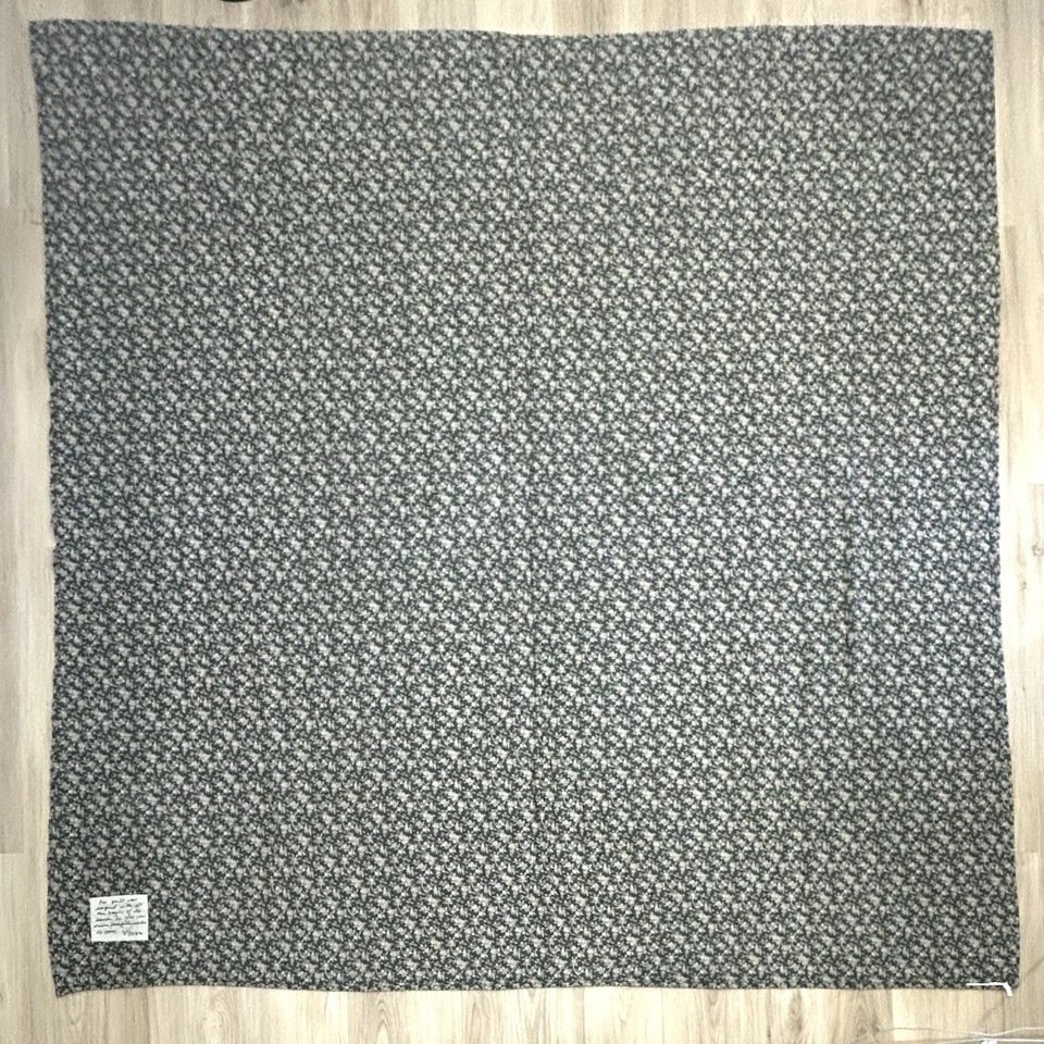 "Colcha de reina artesanal Pottery Barn Christmas Winter Dreams 2023 91"" X 91""" Foto 2 de 4