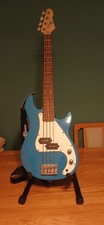 Gear4music Electric Bass Guitar 3/4 Size 4-String Blue with Bag And Strap