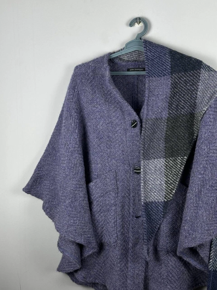 John Branigan Weavers Ireland Wool Cape Poncho - Image 2 of 4