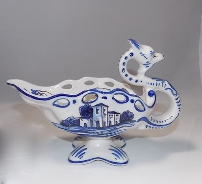 Klassisch Blau White Handbemalt Drache Kerzenständer Hergestellt IN Frankreich