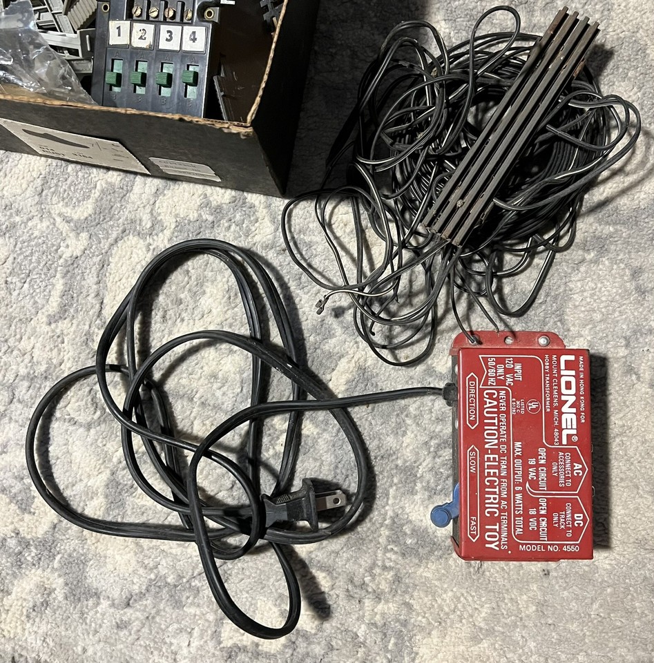 Vintage HO Scale Model Railroad Train And Track Lot eBay