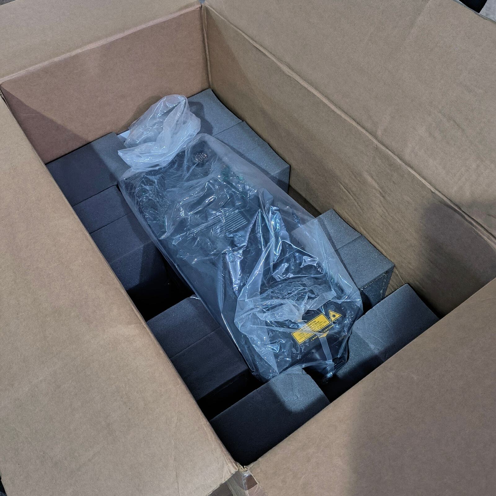 Melles Griot Air Cooled Ion Laser System 643-PERYB-A01 In Box Needs Rebuild