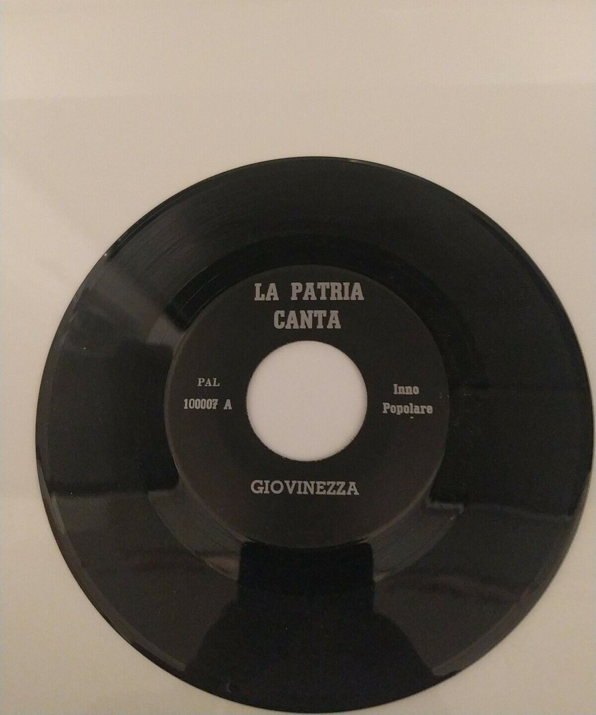 Foto 2 di 2