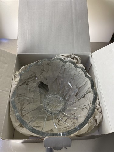 Mikasa® Savoy Clear Crystal Swirl Bowl - 8 pulgadas en caja original - Imagen 4 de 11
