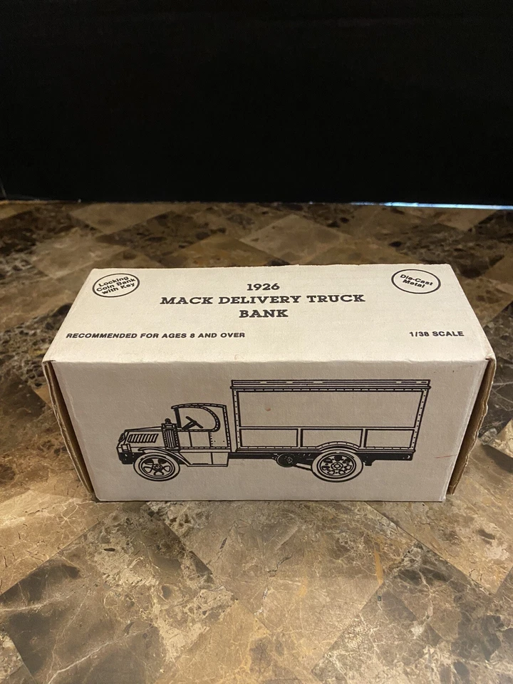 ERTL 1926 MACK Bull Dog Toy Shop TRUCK Diecast/Plastic COIN BANK Mint In Box - Image 2 of 4