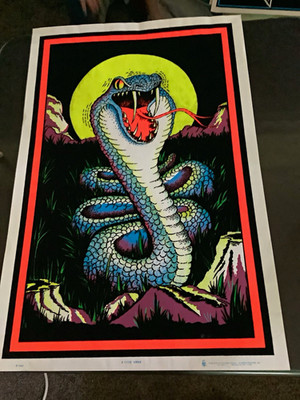 Scorpio Posters Inc. 1999 #1779 Viper Blacklight Snake Poster Unframed