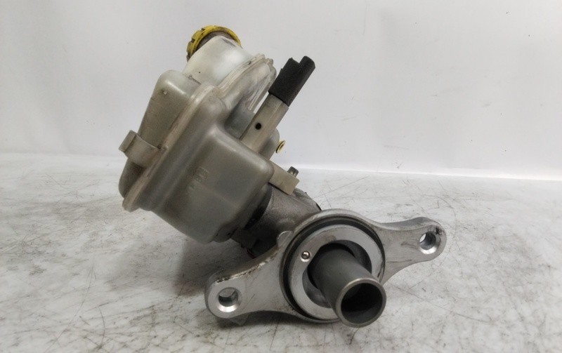 32067093 pompe de frein PEUGEOT 207 2006 1802334