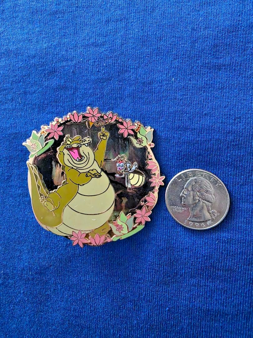 PALM Royal Realm Disney Princess Tiana Sidekick Mystery Pin Louis Ray DISNEY PIN