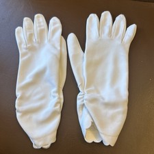 Vintage Size M Stretch Nylon Ivory White Formal 8 Gloves Scalloped