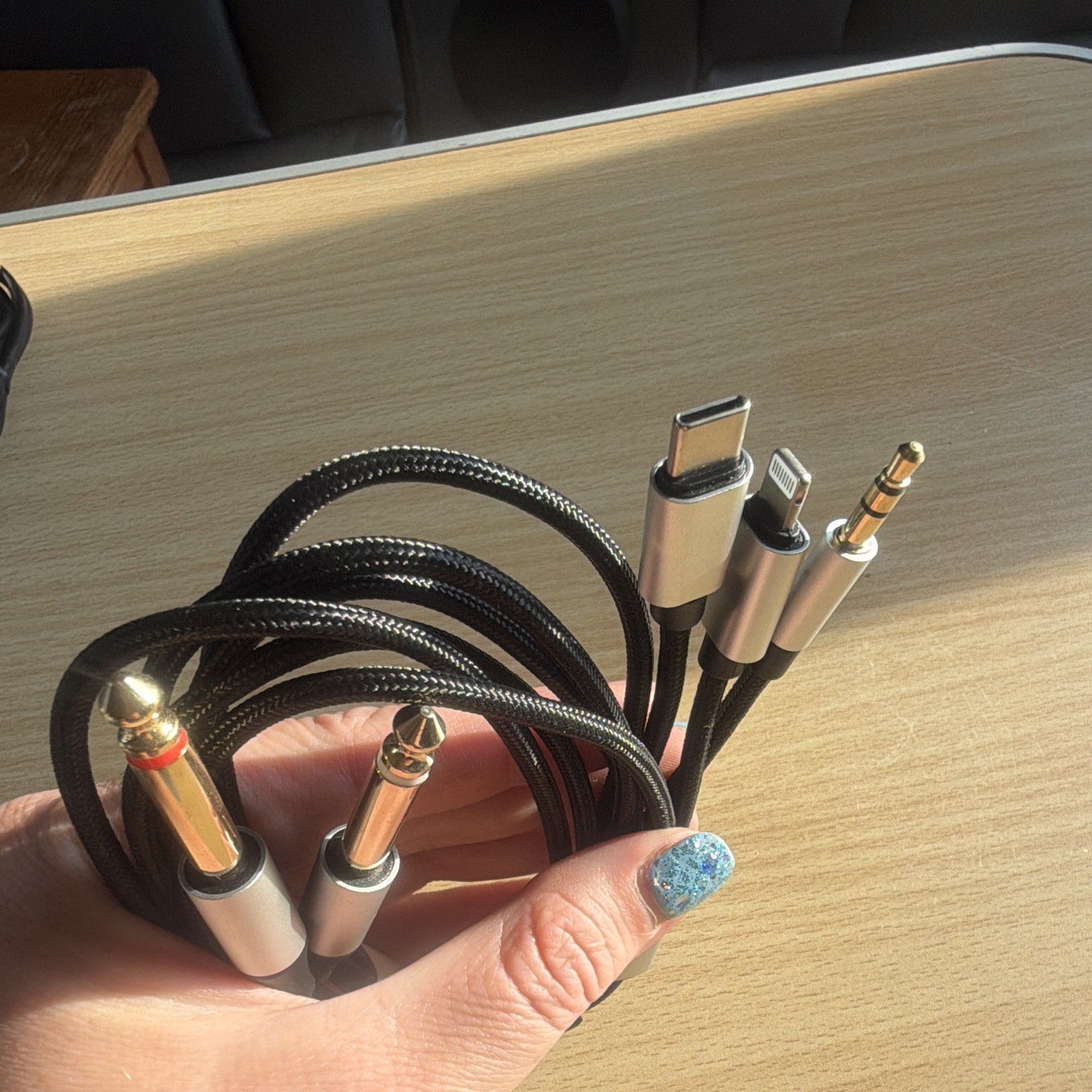 Braided 6.35mm (1/4in) Jack to 3.5mm Jack 1:2 Audio Adapter Cable 1m image 3