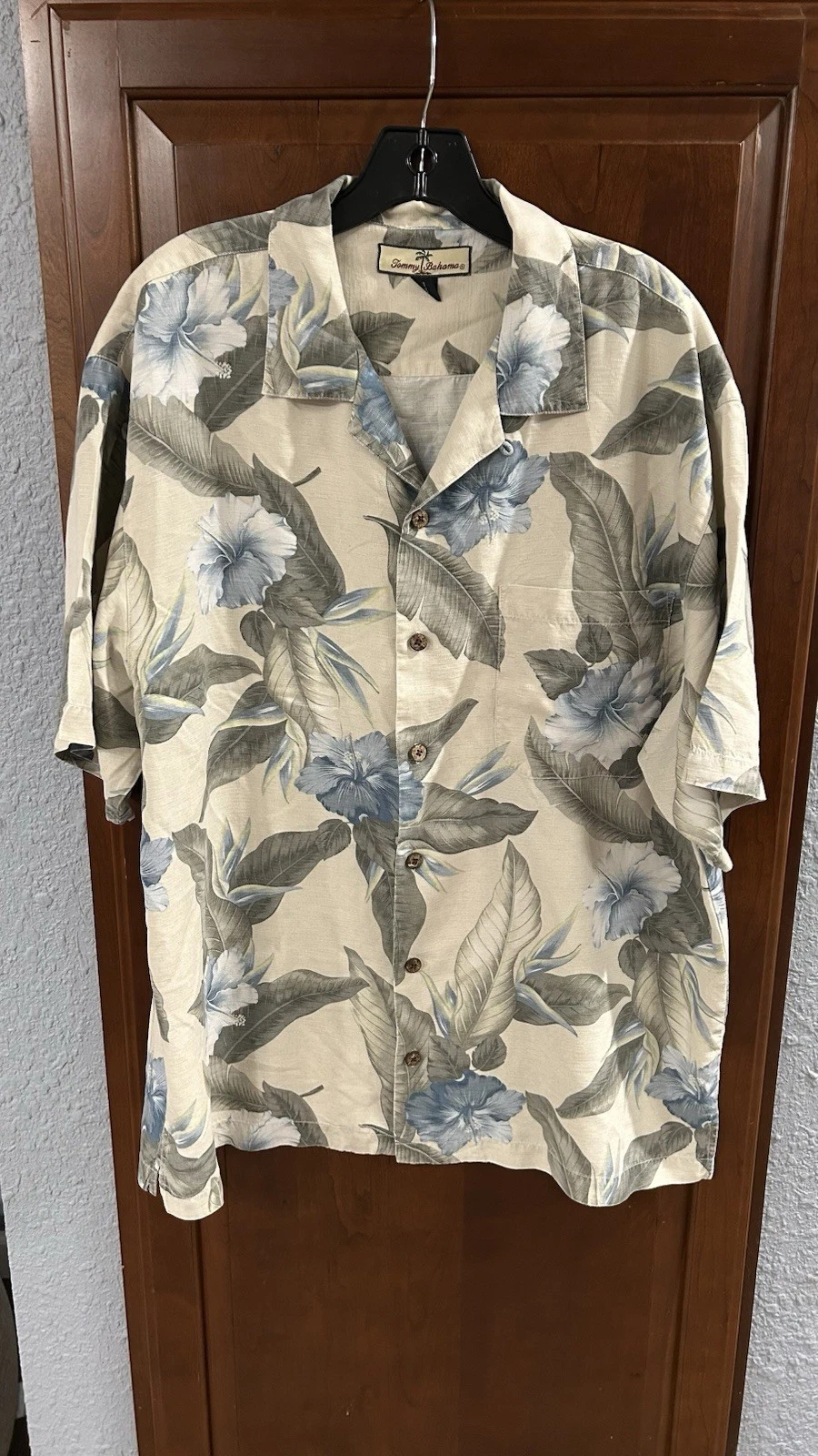 Tommy Bahama 100% Silk Tropical Hibiscus Flowers Short Sleeve Shirt Large