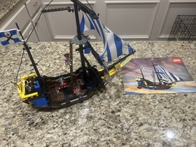 Vintage LEGO Set 6274 -Pirates: Caribbean Clipper - 100% Complete w/Instructions