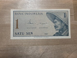 Indonesia 1 sen banknote 1964. P#90a. Peasant with straw hat. Uncirculated.