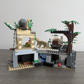 LEGO CITY: Jungle Exploration Site (60161) Near Complete with All Minifigures