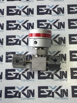 Fujikin D04A00 TYPE N.C. Pneumatic Valve 