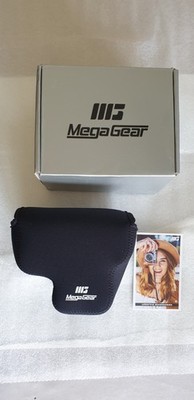 MegaGear Ultra Light Neoprene Camera Case Compatible with Sony Alpha