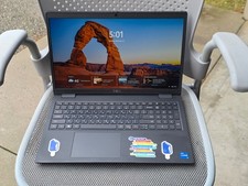 15" Dell Latitude 3520 - i5, 8GB, 256GB SSD | Windows 11 Pro + FHD Display!!