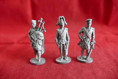 Kinder Surprise Figur 3 Schotten - runder Sockel silberfarben
