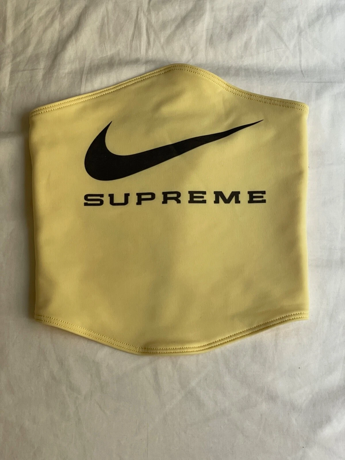 SUPREME NIKE NECK WARMER PALE YELLOW SS21
