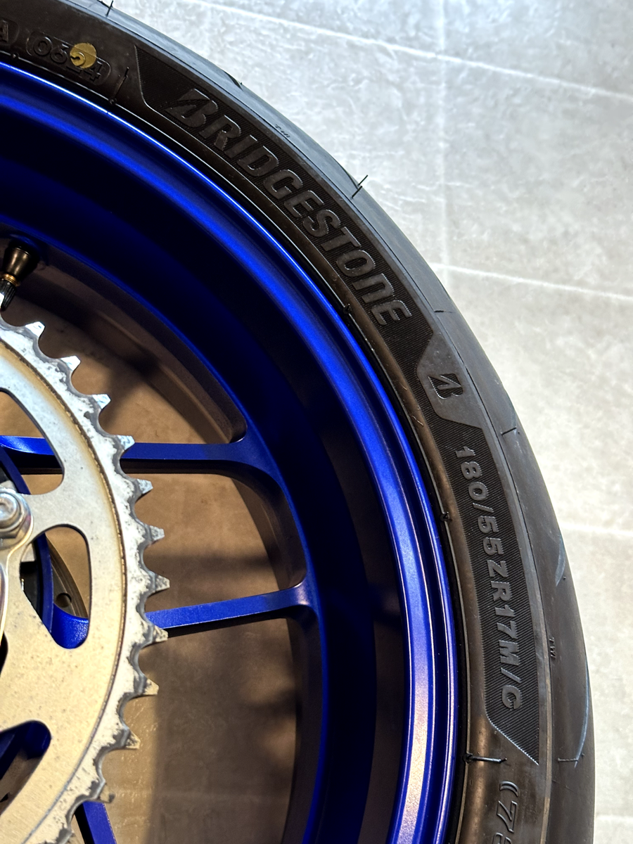 2021-2025 YAMAHA MT09 MT-09 SP OEM REAR BACK WHEEL RIM TIRE