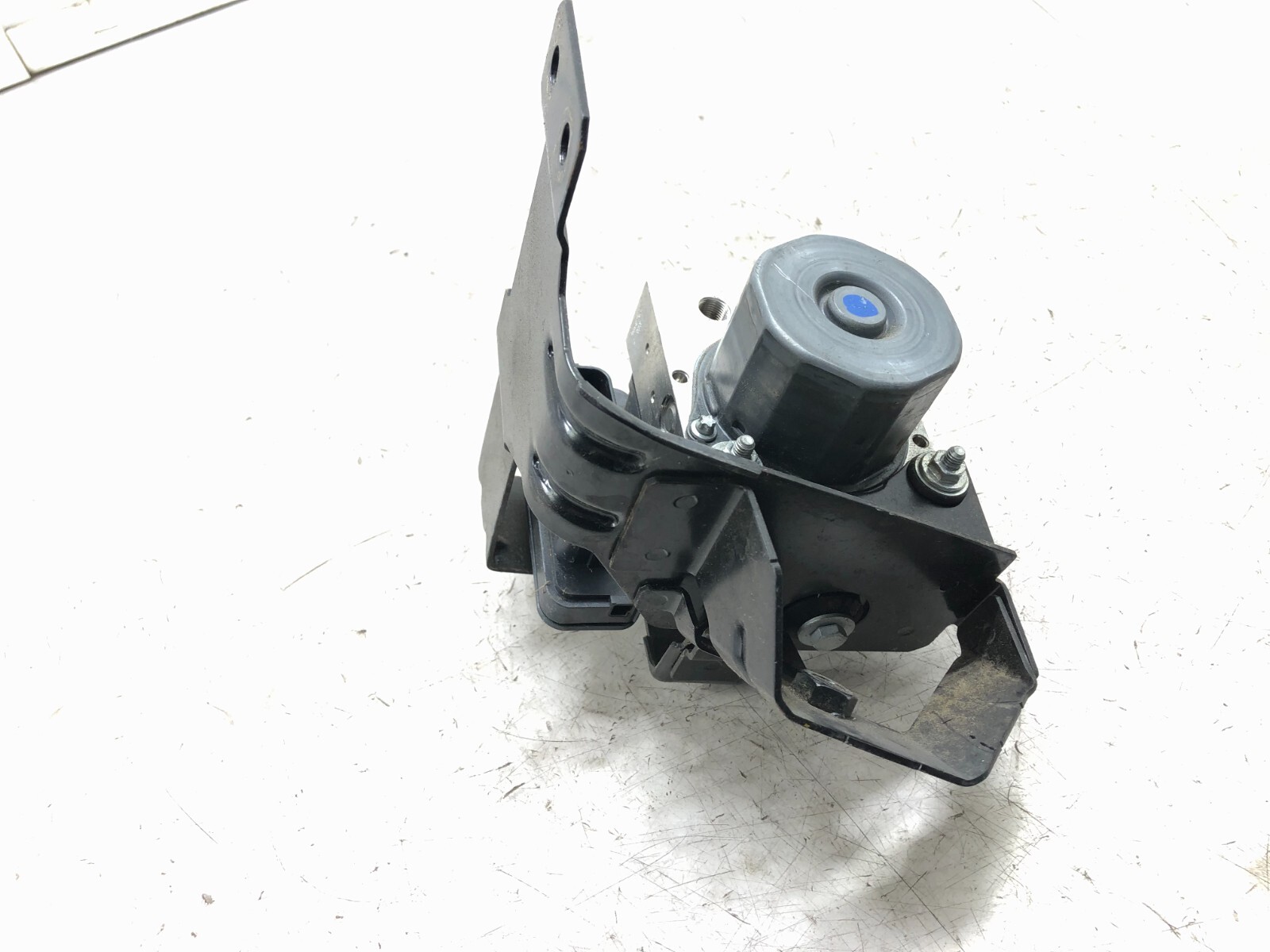 2014-2017 MASERATI GHIBLI SQ4 AWD ABS ANTI LOCK BRAKE PUMP MODULE OEM.