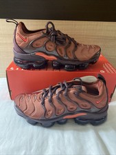 nike vapormax burnt orange