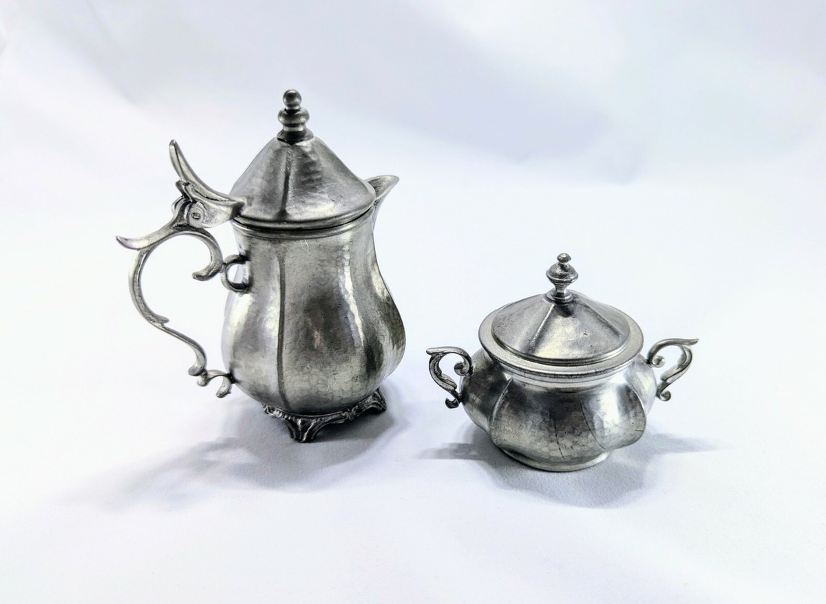 VTG ARS LABOR METALARTIS PELTRO 95% Lidded Sugar & Creamer Set