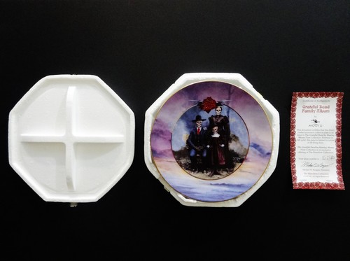 Grateful Dead Plate Stanley Mouse Family Album Hamilton Collection Plates 1997 - Picture 6 of 11