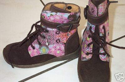 CAKEWALK braune Blumen-Schnürstiefel Gr. 27 NEU